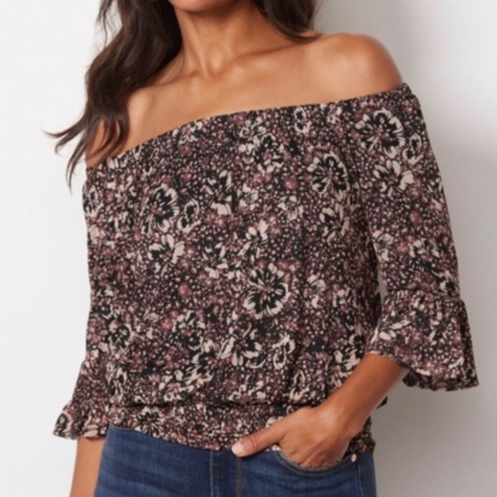 Evereve Arya Floral Mesh Top Size XS black EUC